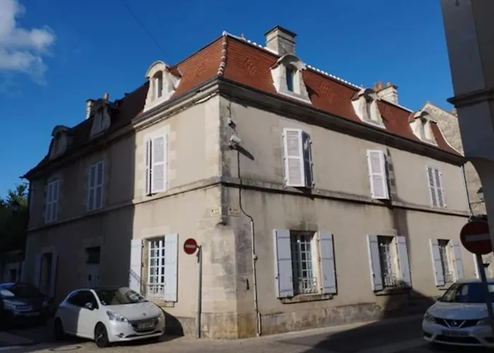 Le Logis De Louis Holiday home Saint-Savin (Vienne)